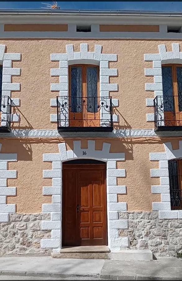 La Solana De Aldeasona Villa Exterior photo
